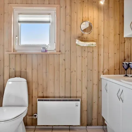 1062-thisted-mombak-45 *